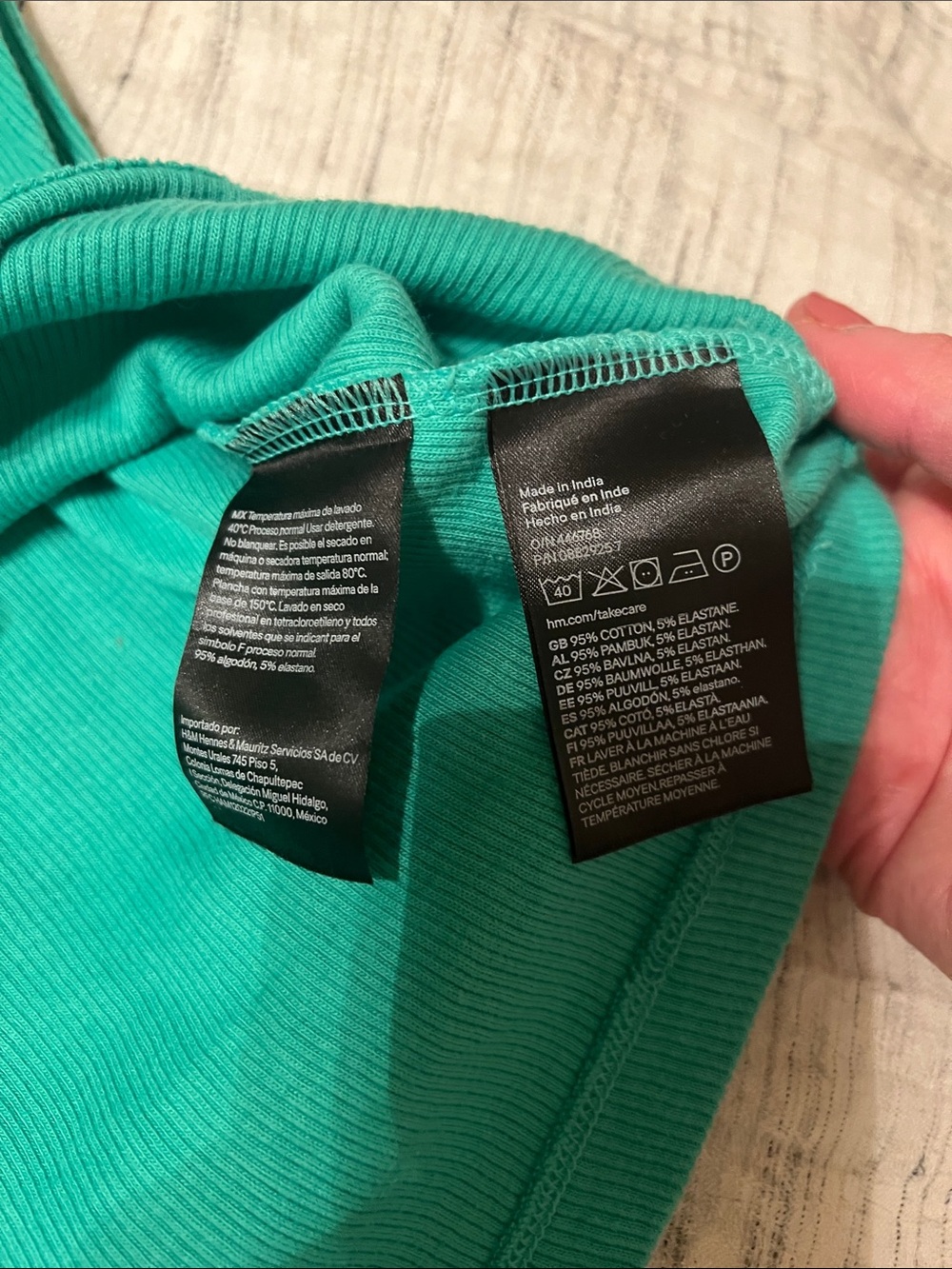 H&M Ribbed Tank - Picture 3 of 4